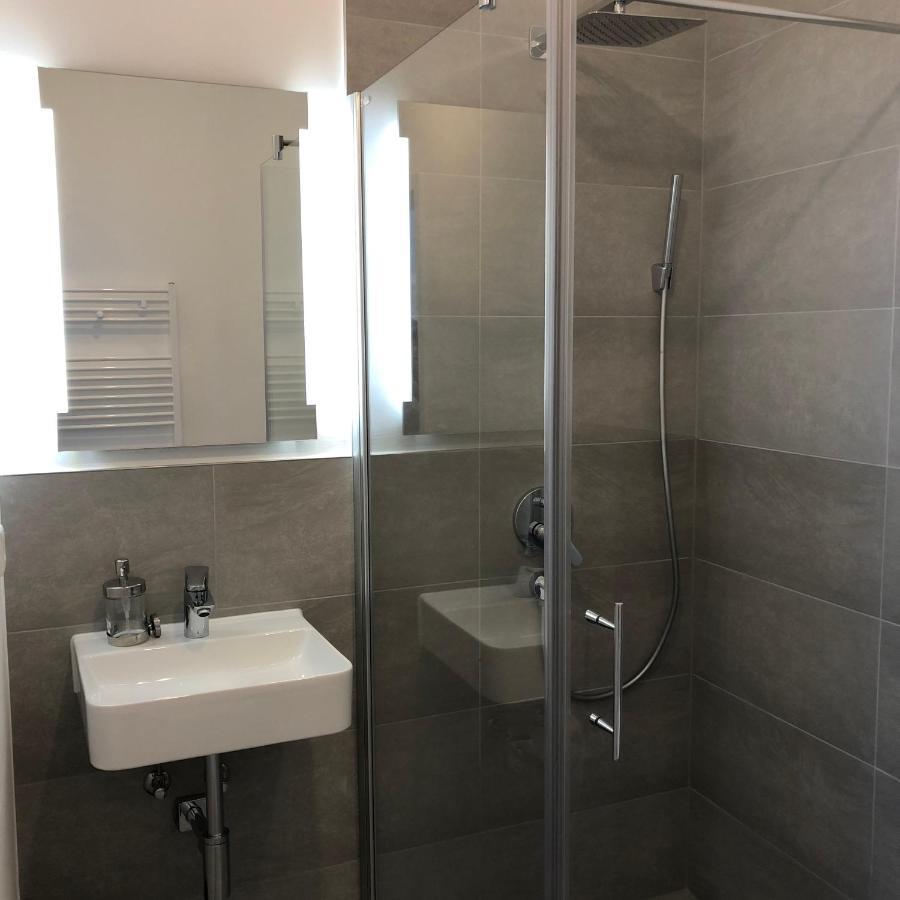 Business & Fitter Apartment Neurenberg Buitenkant foto