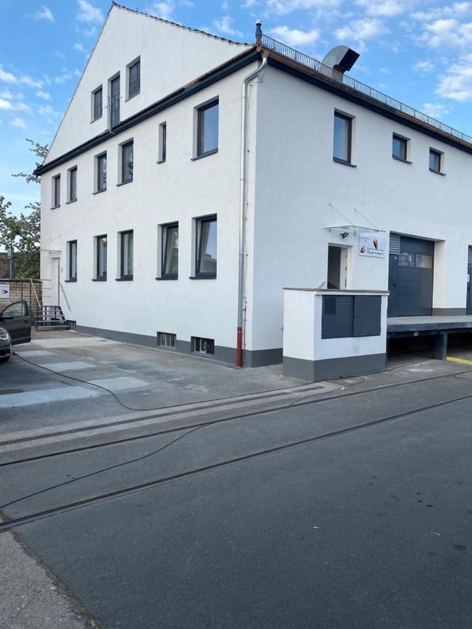 Business & Fitter Apartment Neurenberg Buitenkant foto